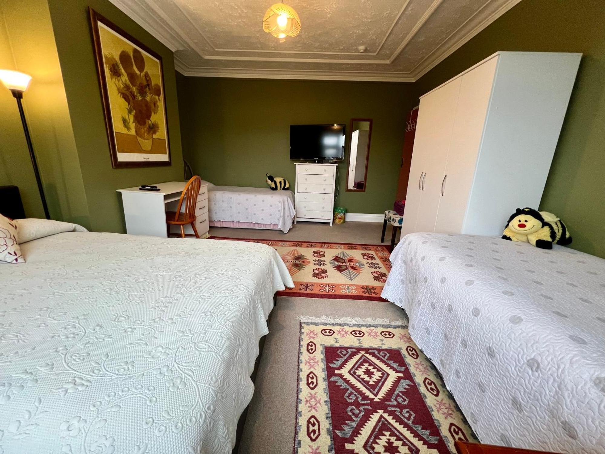 Saint Gabriel'S Road Guesthouse London Exterior photo